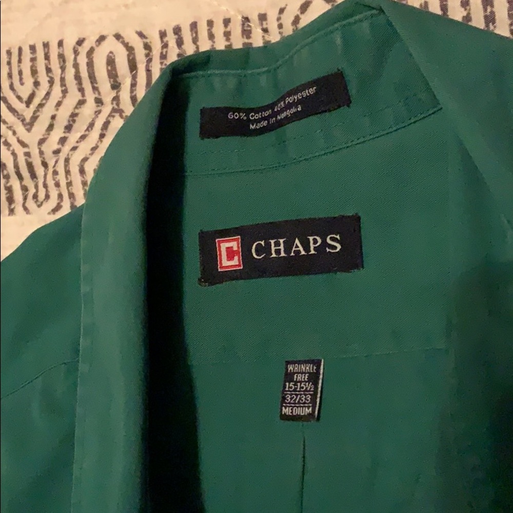 Button down - Picture 3 of 3